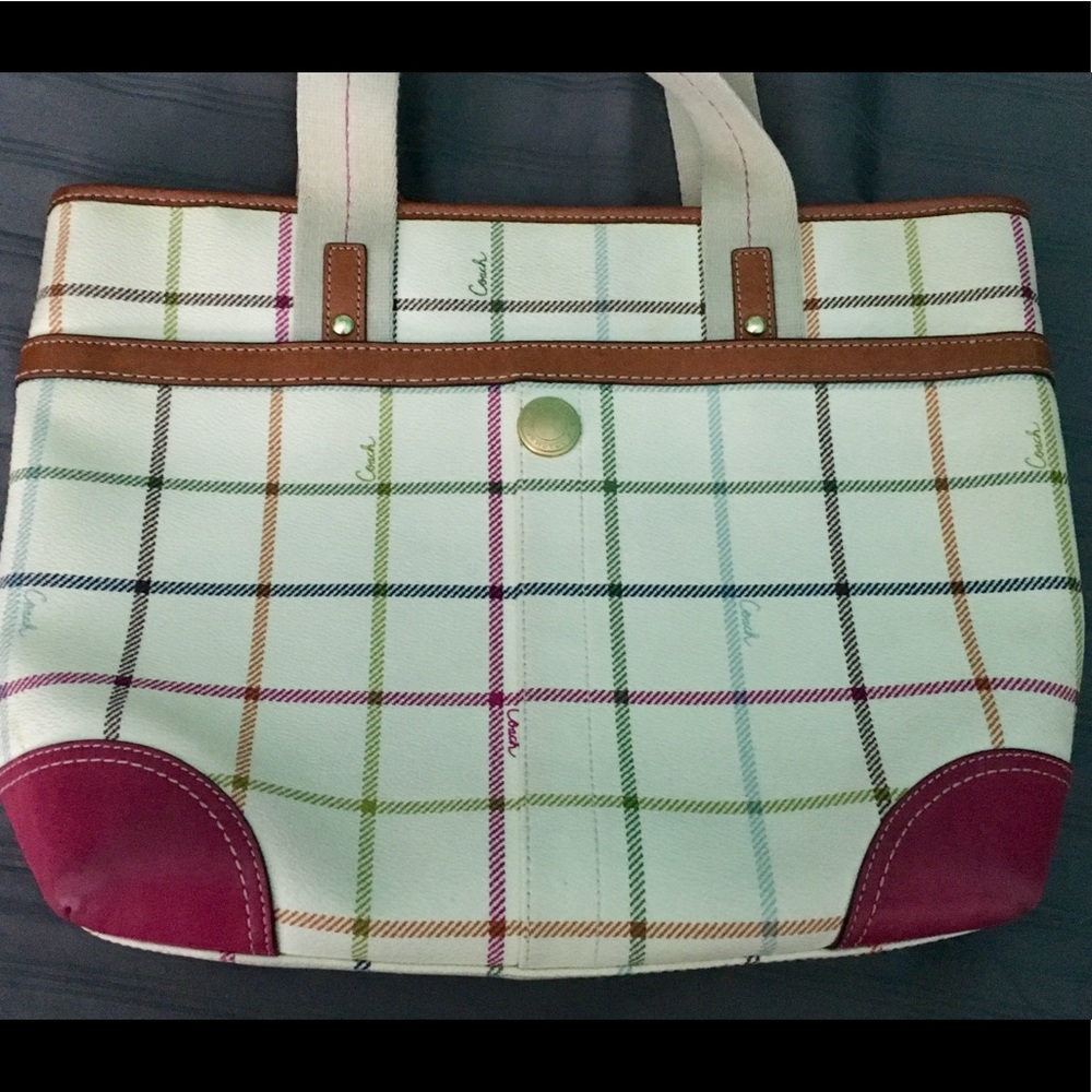 COPY - Coach medium purse **final price**